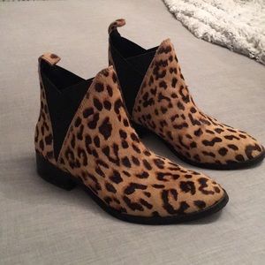 Aldo Leopard booties